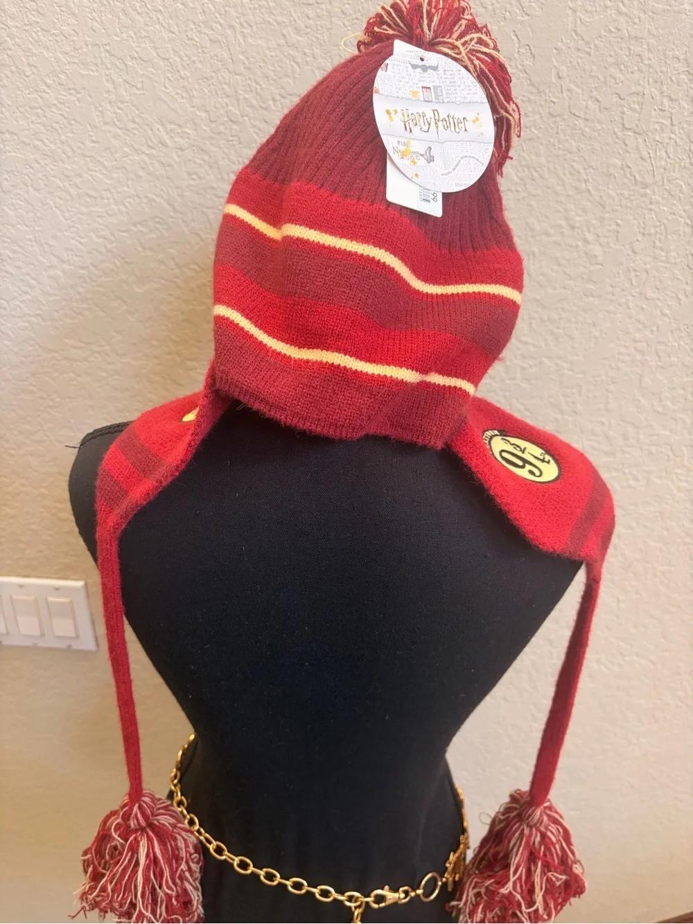 Harry Potter Gryffindor Earflap Pom Hat - Red and Yellow